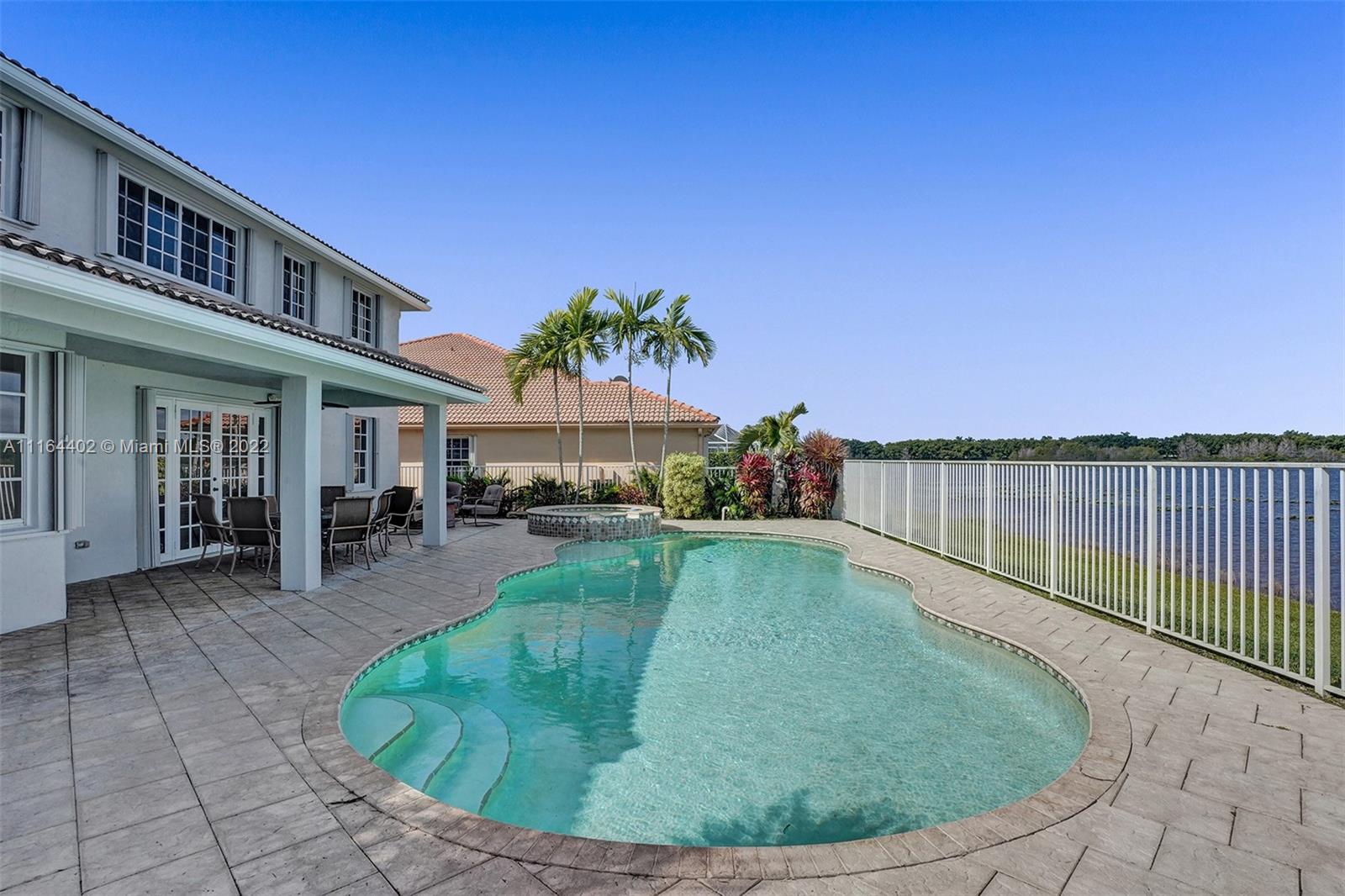 HIGHLAND MEADOWS - Residential