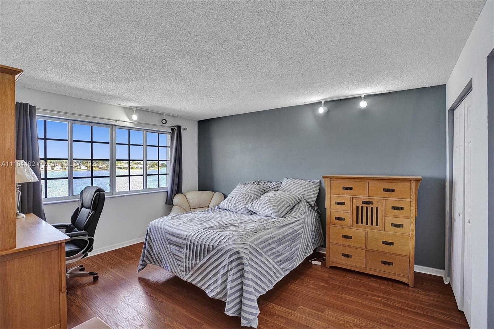 HIGHLAND MEADOWS - Residential