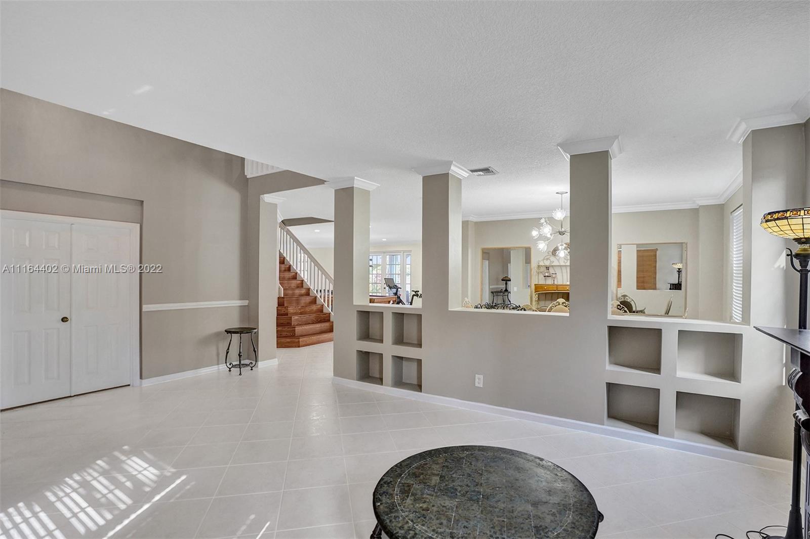 HIGHLAND MEADOWS - Residential