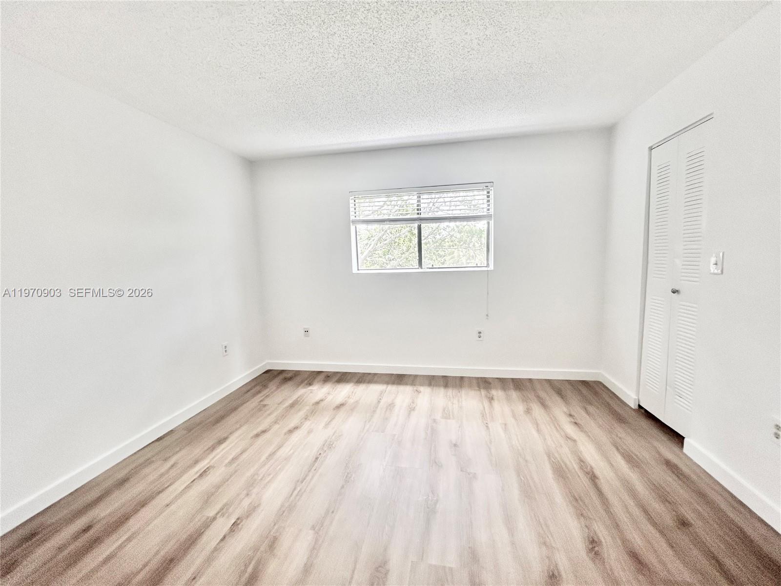 PALMS OF PEMBROKE CONDO - Residential Lease