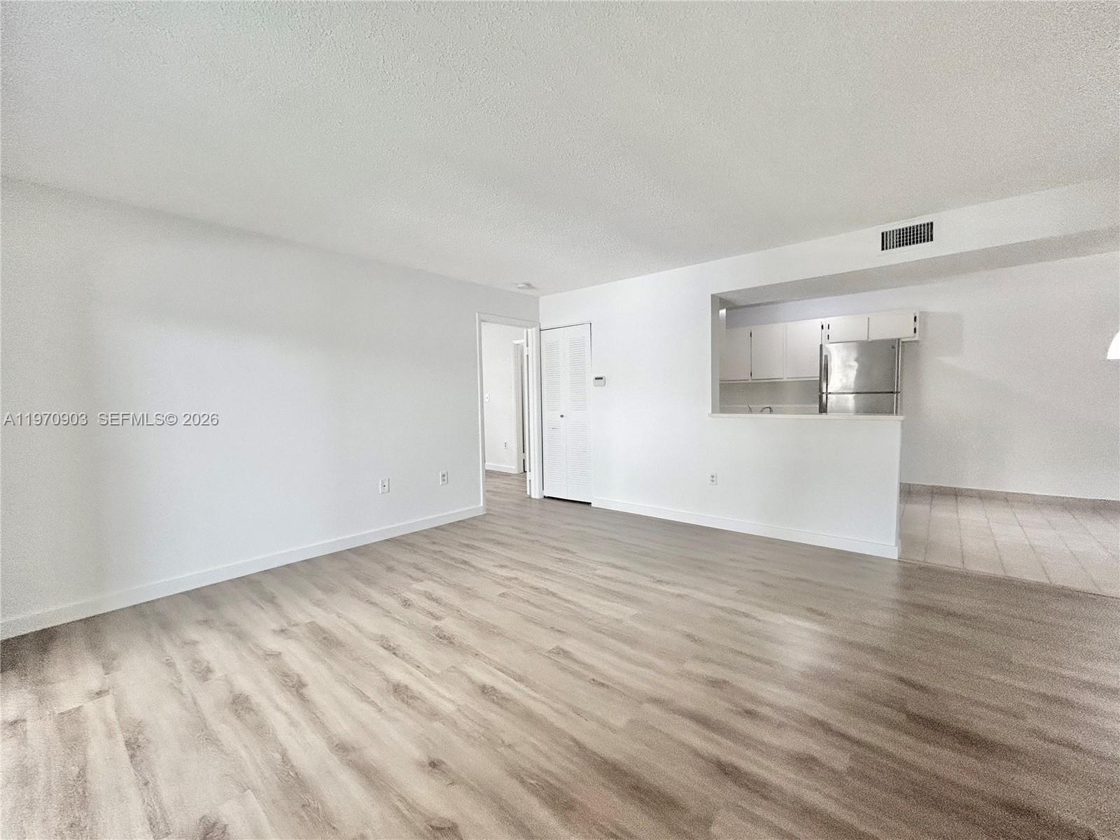 PALMS OF PEMBROKE CONDO - Residential Lease