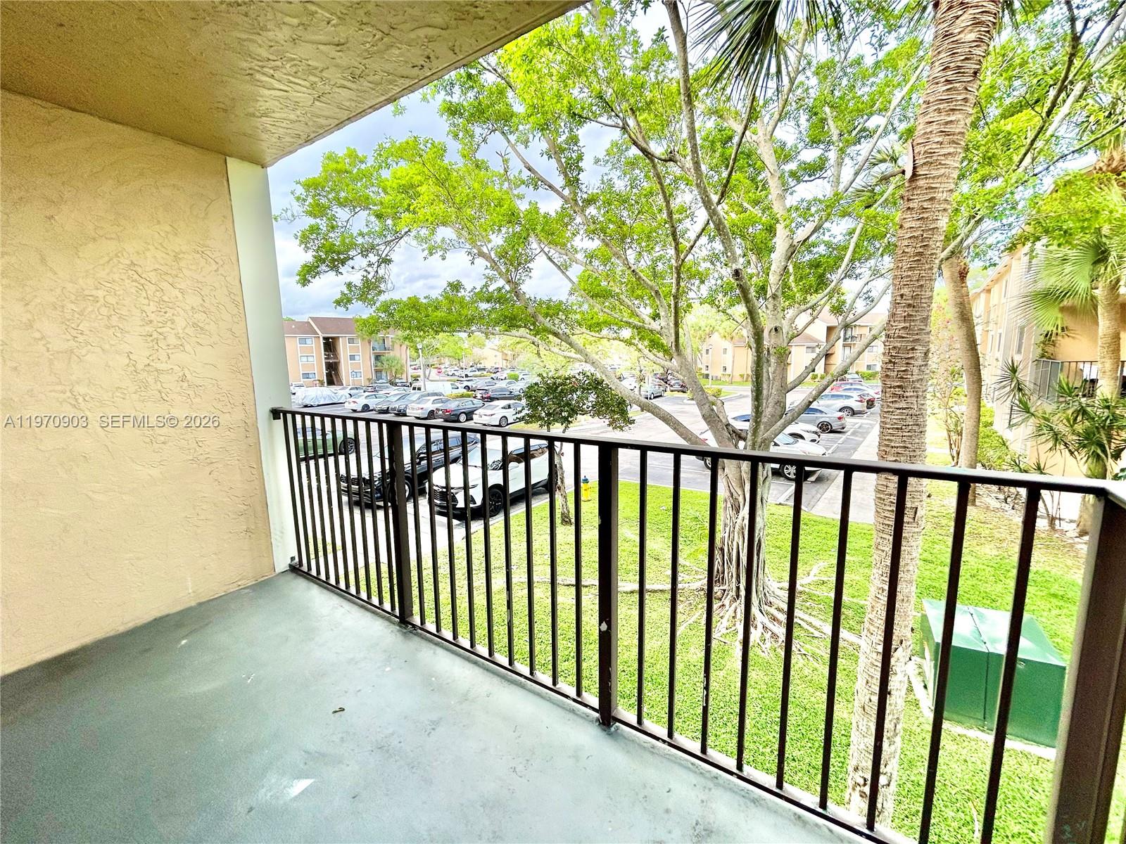 PALMS OF PEMBROKE CONDO - Residential Lease