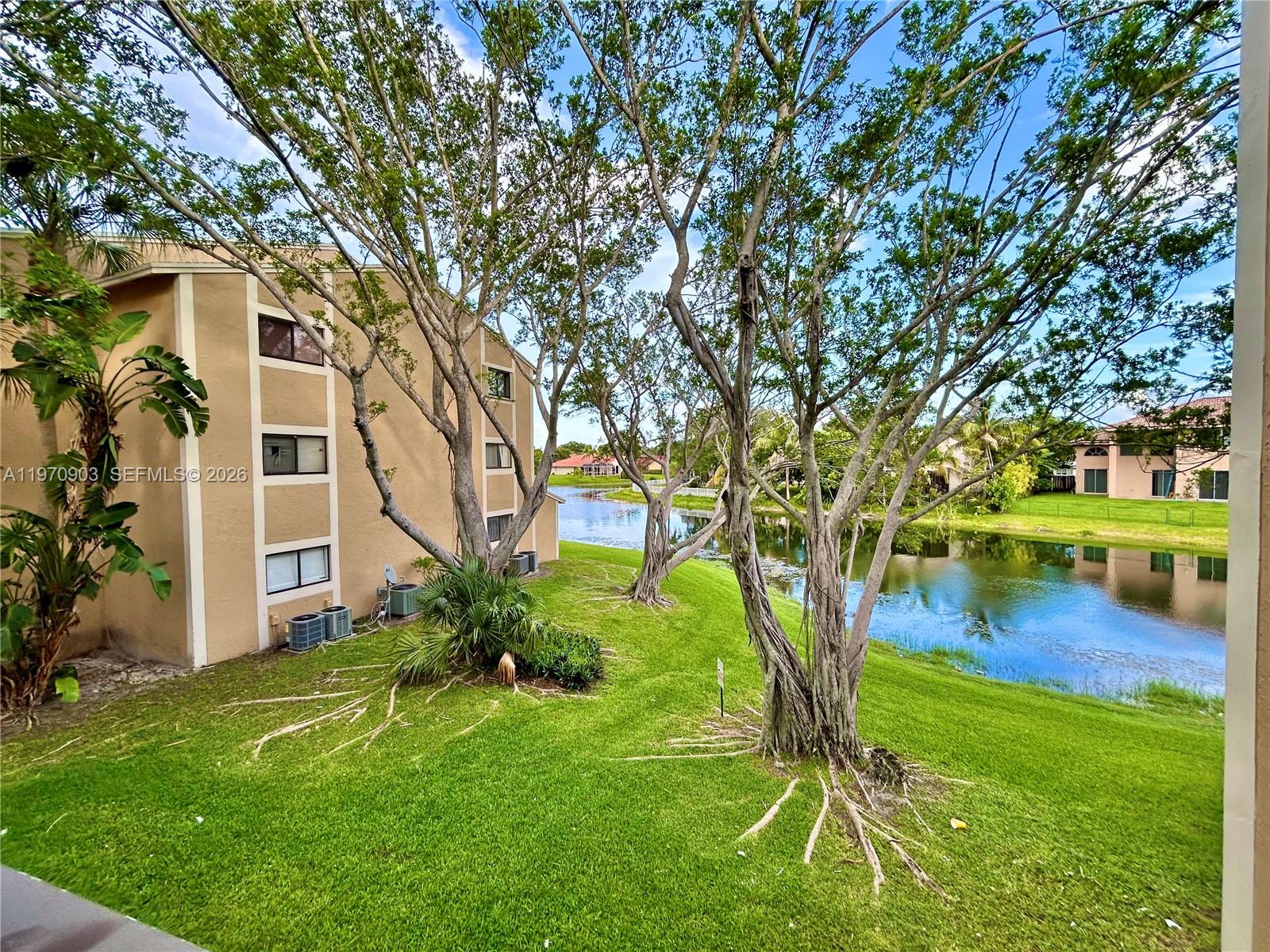 PALMS OF PEMBROKE CONDO - Residential Lease