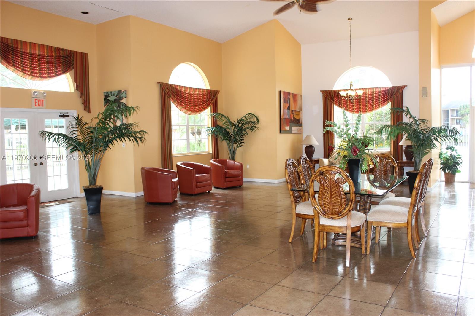 PALMS OF PEMBROKE CONDO - Residential Lease