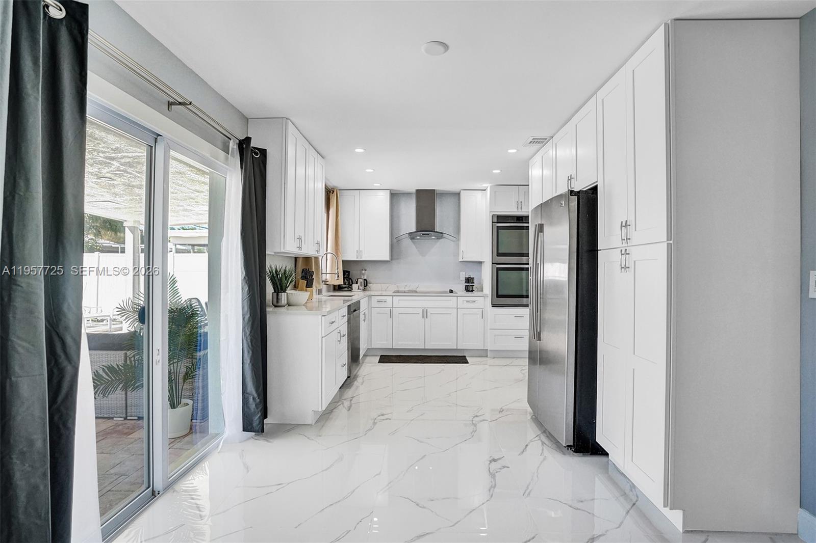 THE COVE - Residential