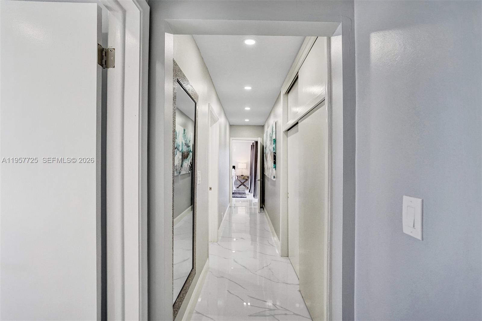 THE COVE - Residential