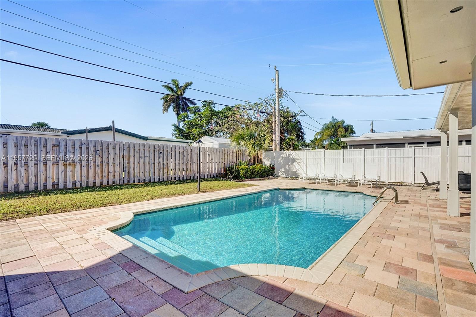 THE COVE - Residential