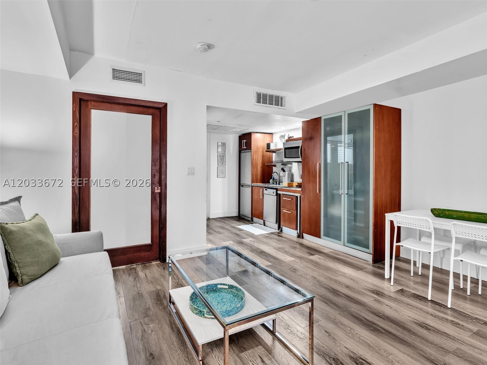 THE STRAND ON OCEAN DRIVE - Residential