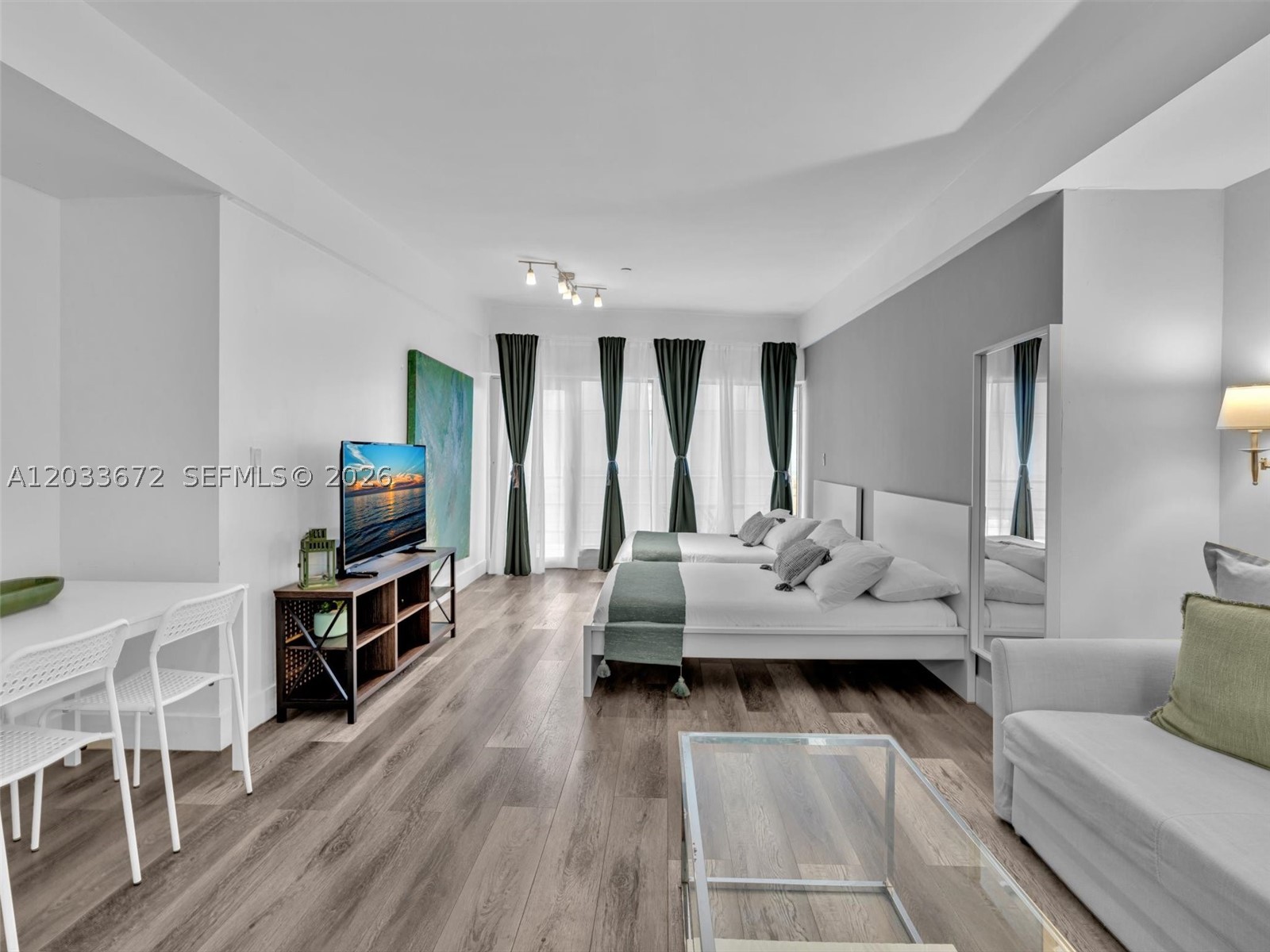 THE STRAND ON OCEAN DRIVE - Residential