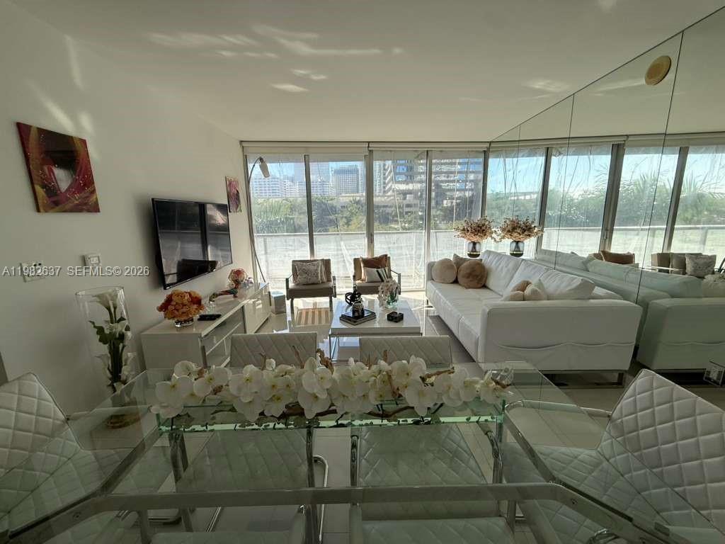 ICON BRICKELL NO TWO - Residential