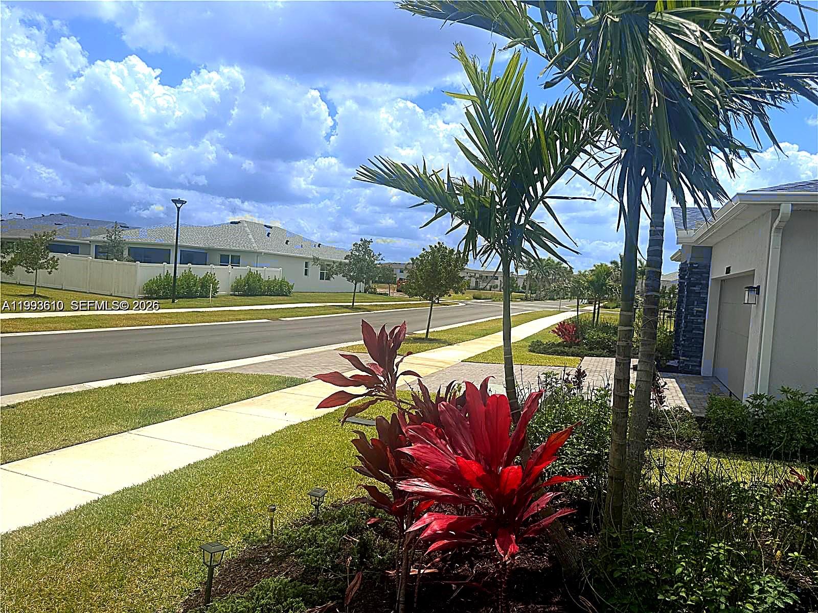 CADENCE PHASE II - Residential