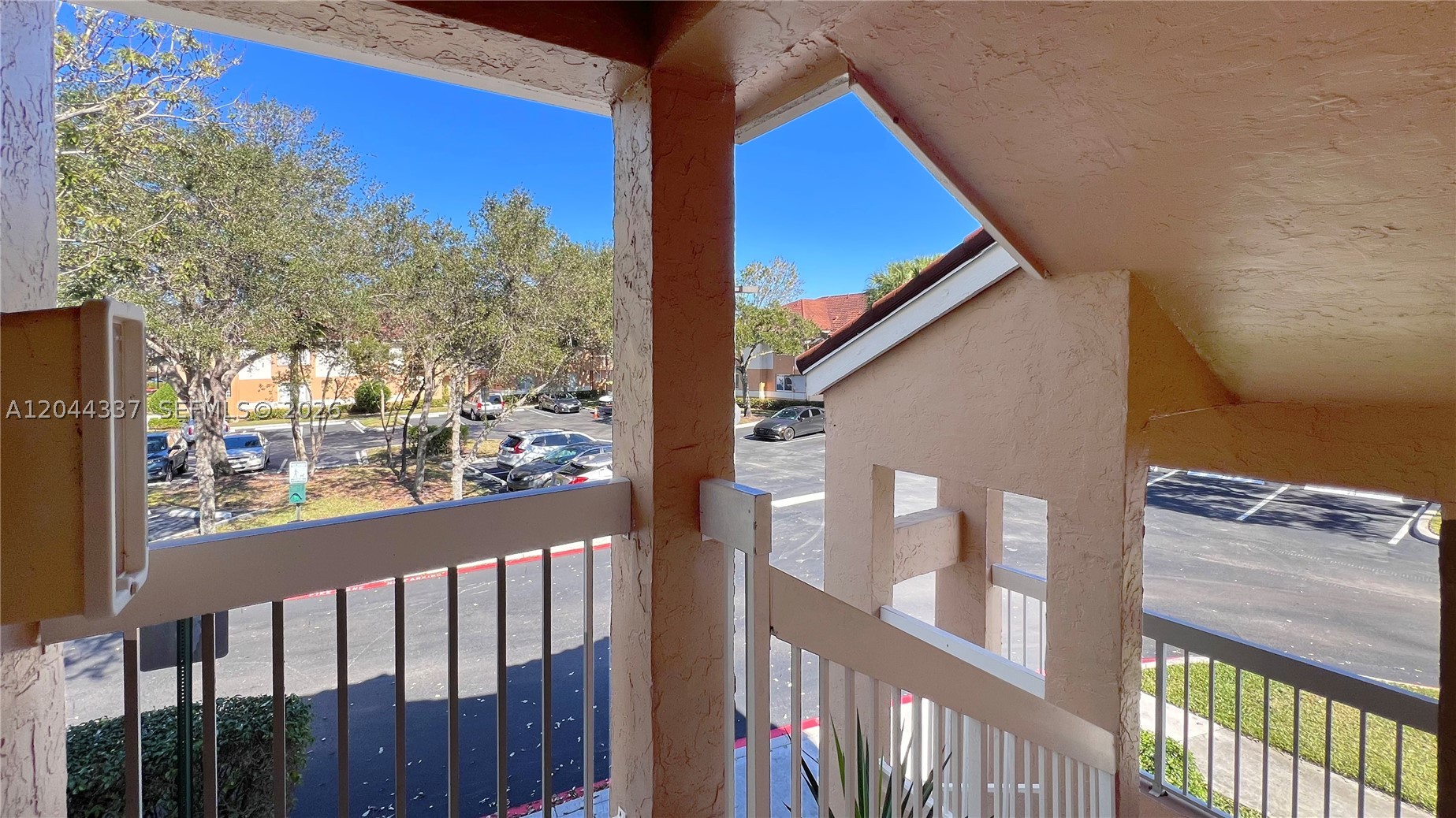 COLONNADES CONDO - Residential
