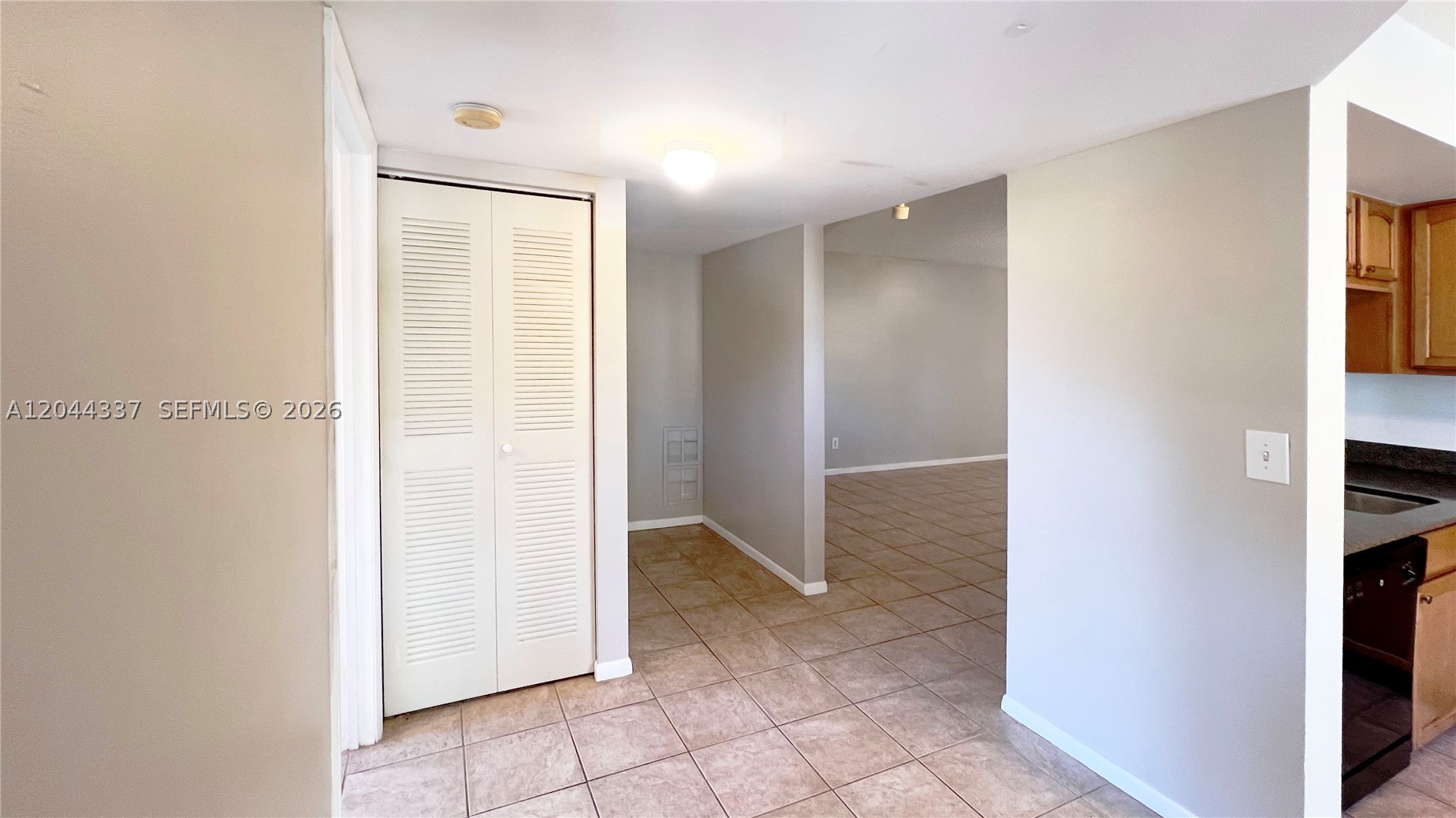 COLONNADES CONDO - Residential