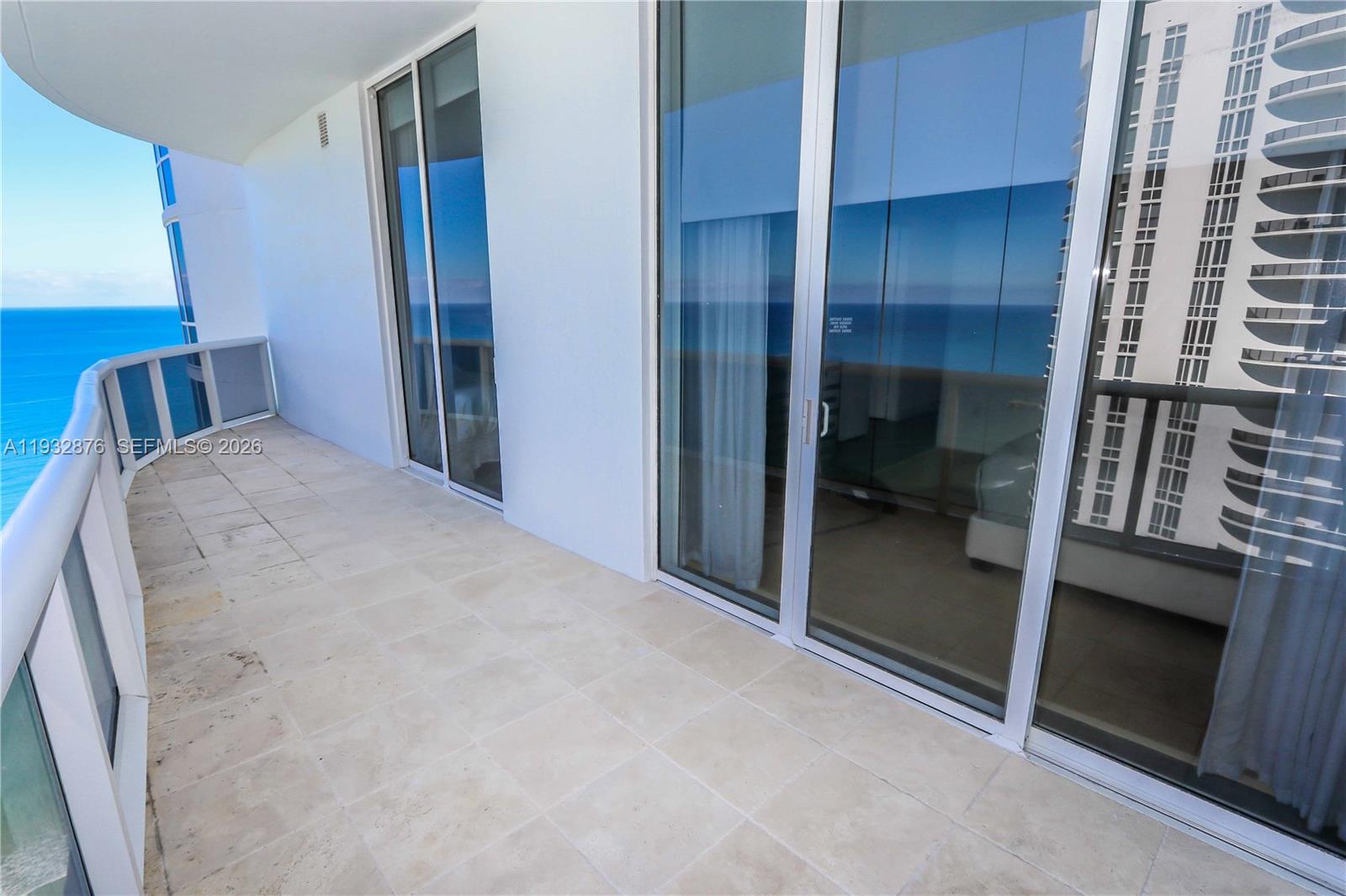 TDR TOWER III CONDO - Residential