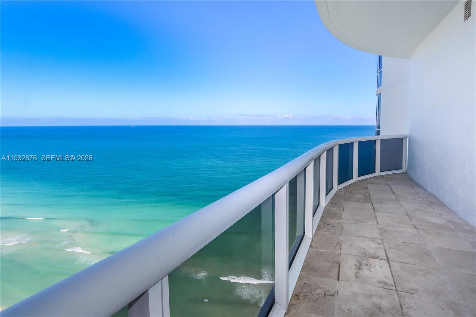 TDR TOWER III CONDO - Residential