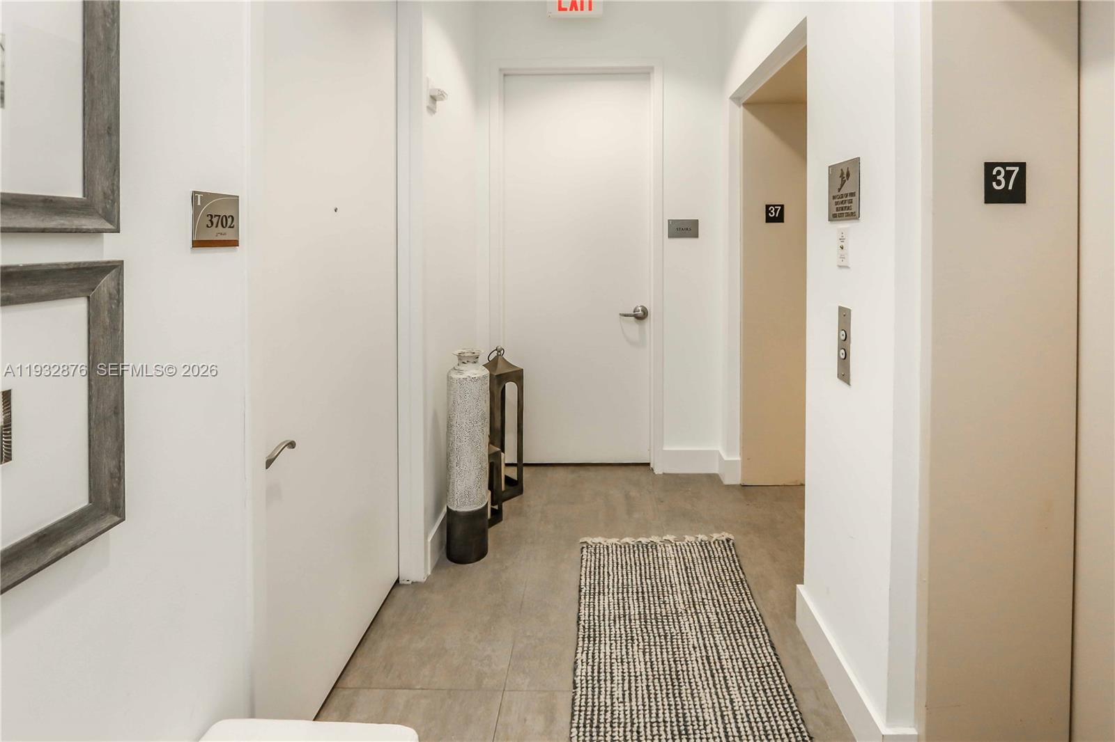 TDR TOWER III CONDO - Residential