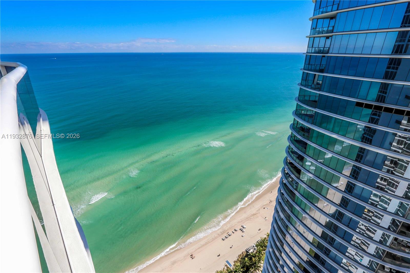 TDR TOWER III CONDO - Residential