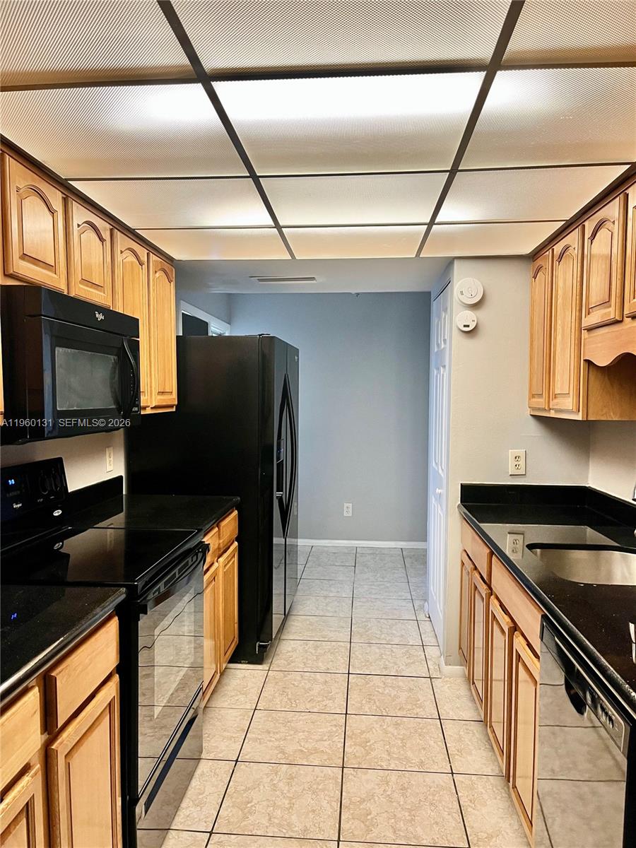 ALHAMBRA CLUB CONDO - Residential