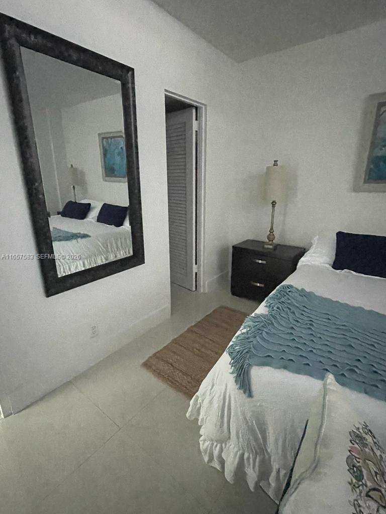 TIDES ON HOLLYWOOD BEACH - Residential