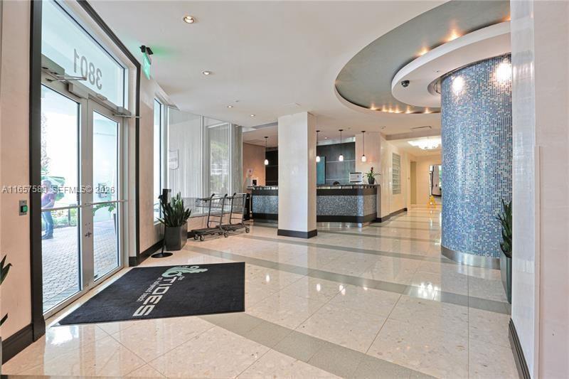 TIDES ON HOLLYWOOD BEACH - Residential