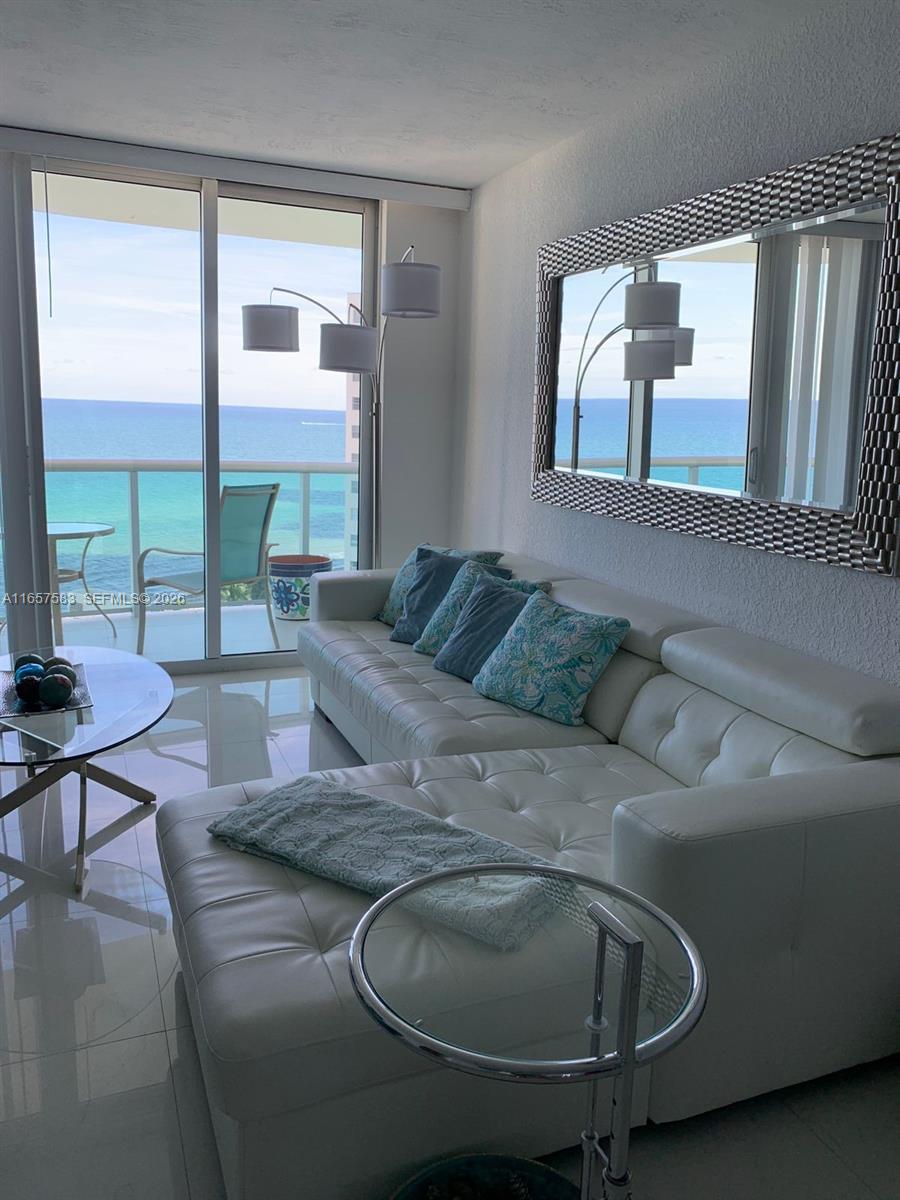 TIDES ON HOLLYWOOD BEACH - Residential