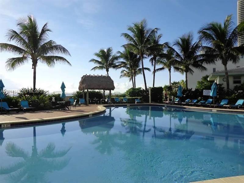 TIDES ON HOLLYWOOD BEACH - Residential