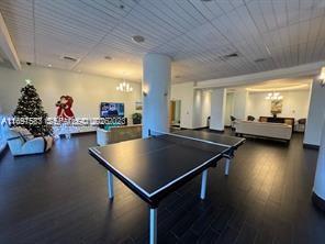 TIDES ON HOLLYWOOD BEACH - Residential