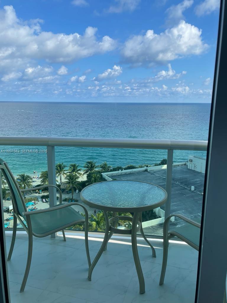 TIDES ON HOLLYWOOD BEACH - Residential
