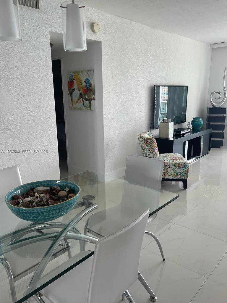 TIDES ON HOLLYWOOD BEACH - Residential