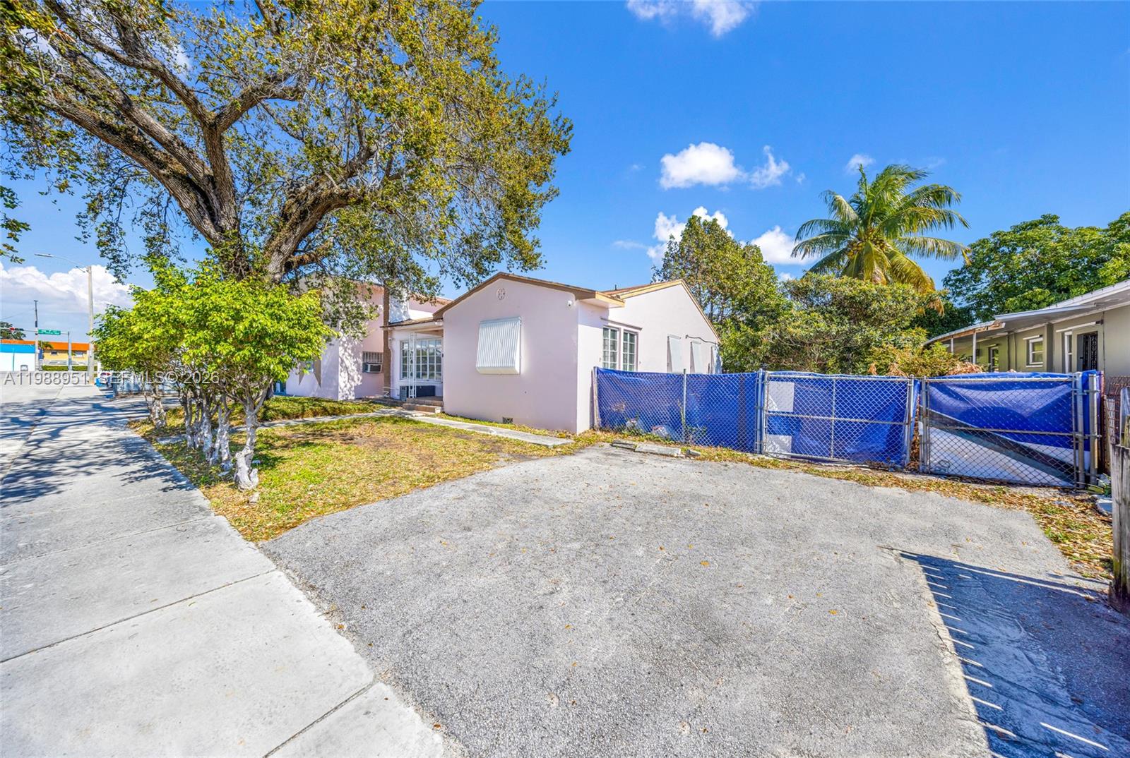 12TH ST MANORS - Residential Income