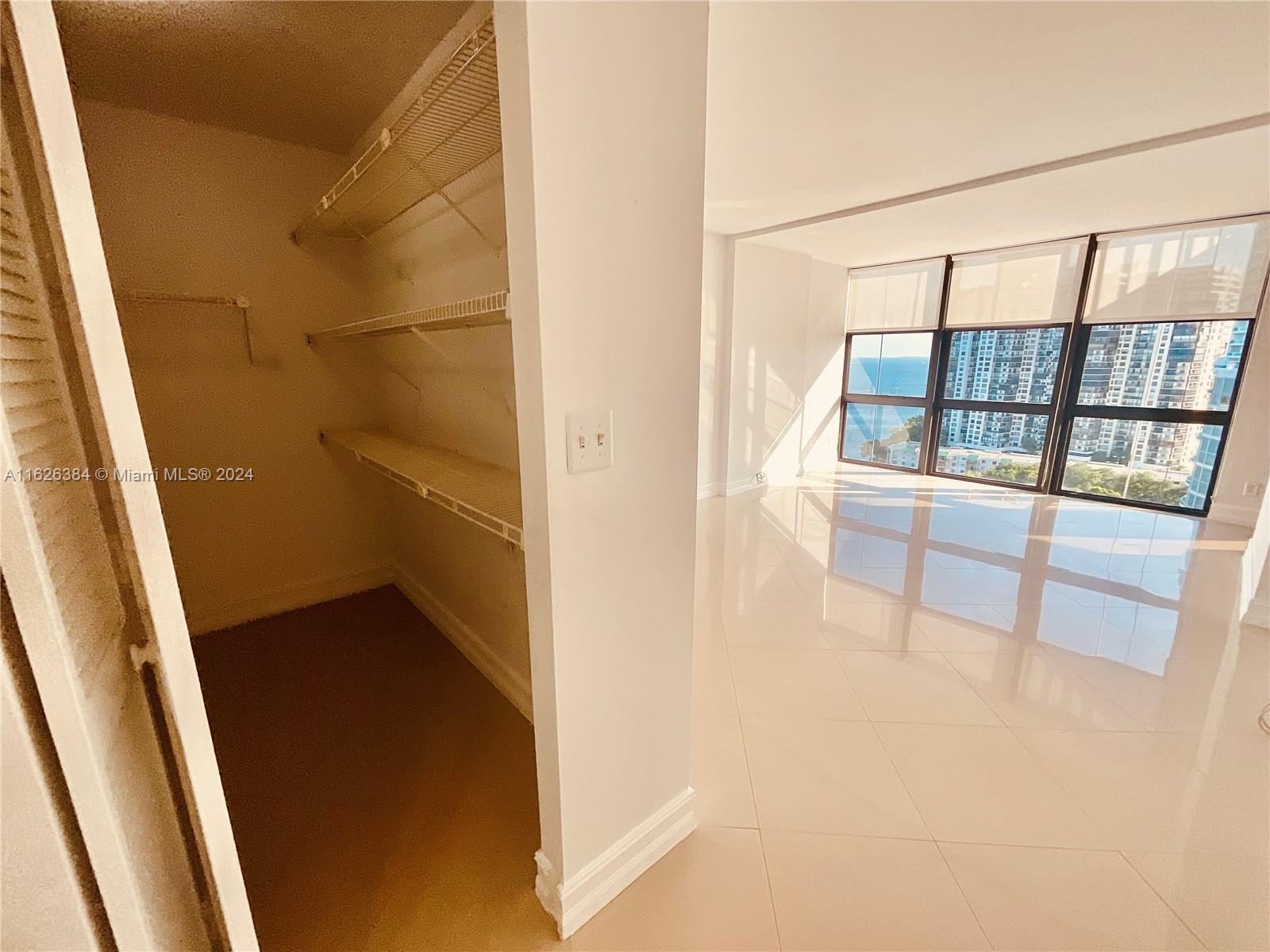 BRICKELL PLACE PHASE II C - Residential Lease