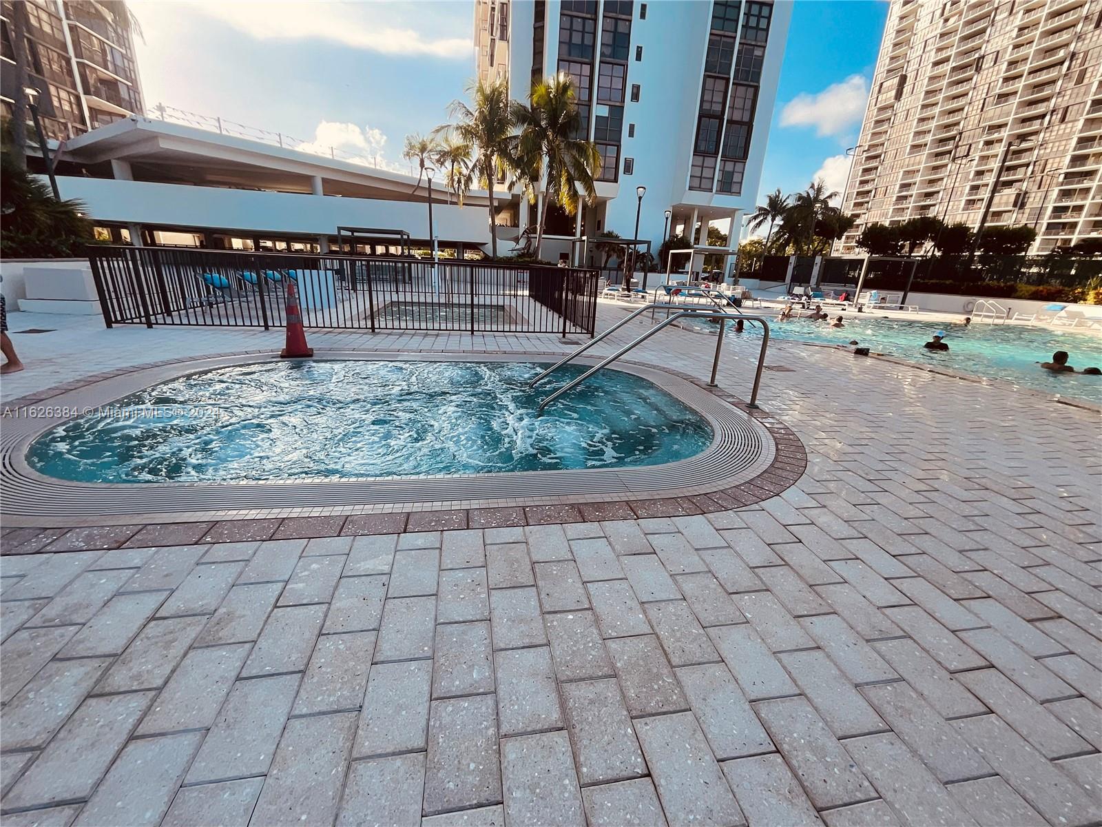 BRICKELL PLACE PHASE II C - Residential Lease