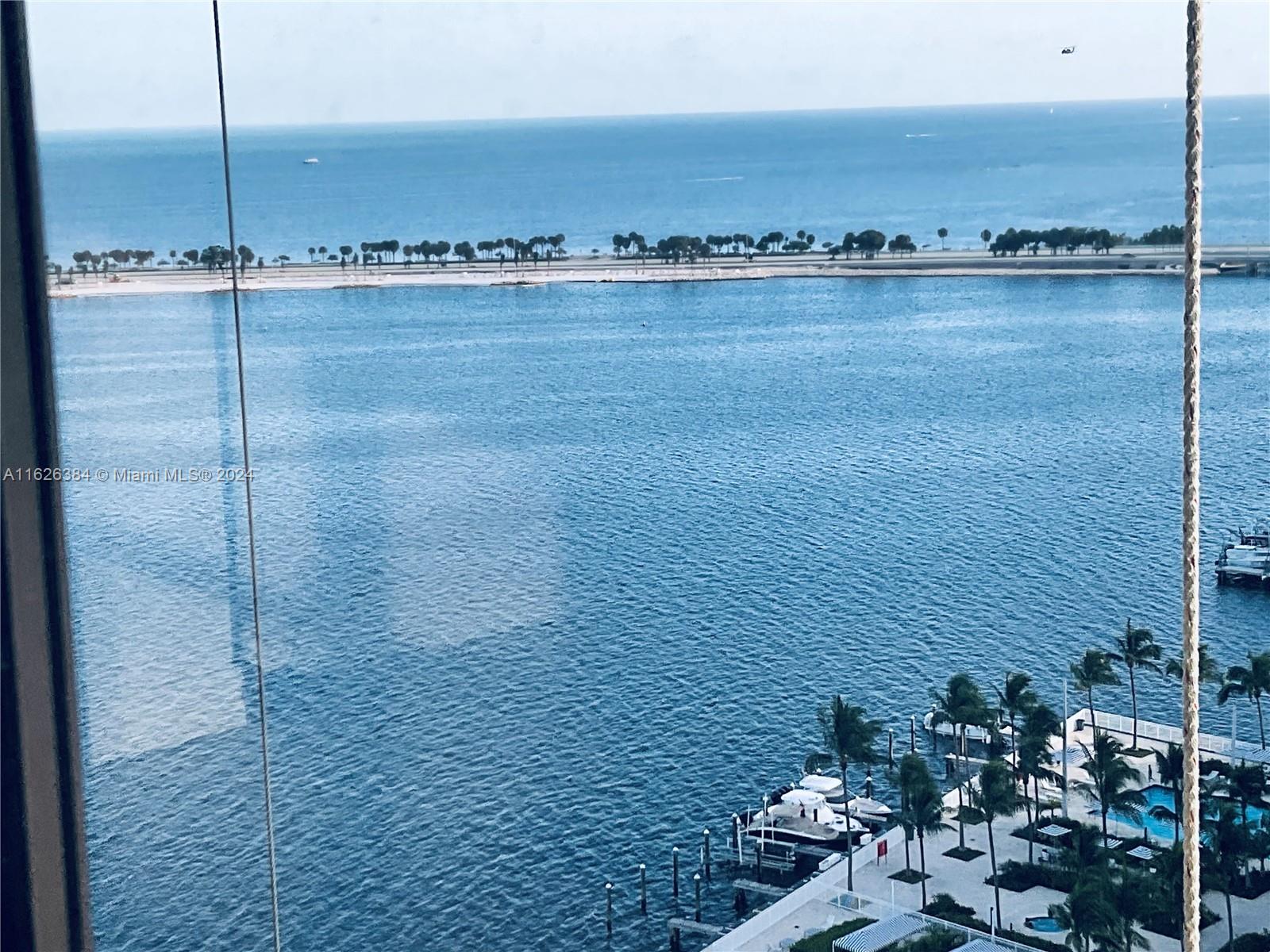 BRICKELL PLACE PHASE II C - Residential Lease