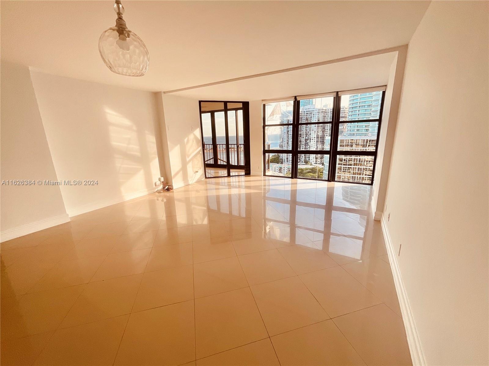 BRICKELL PLACE PHASE II C - Residential Lease