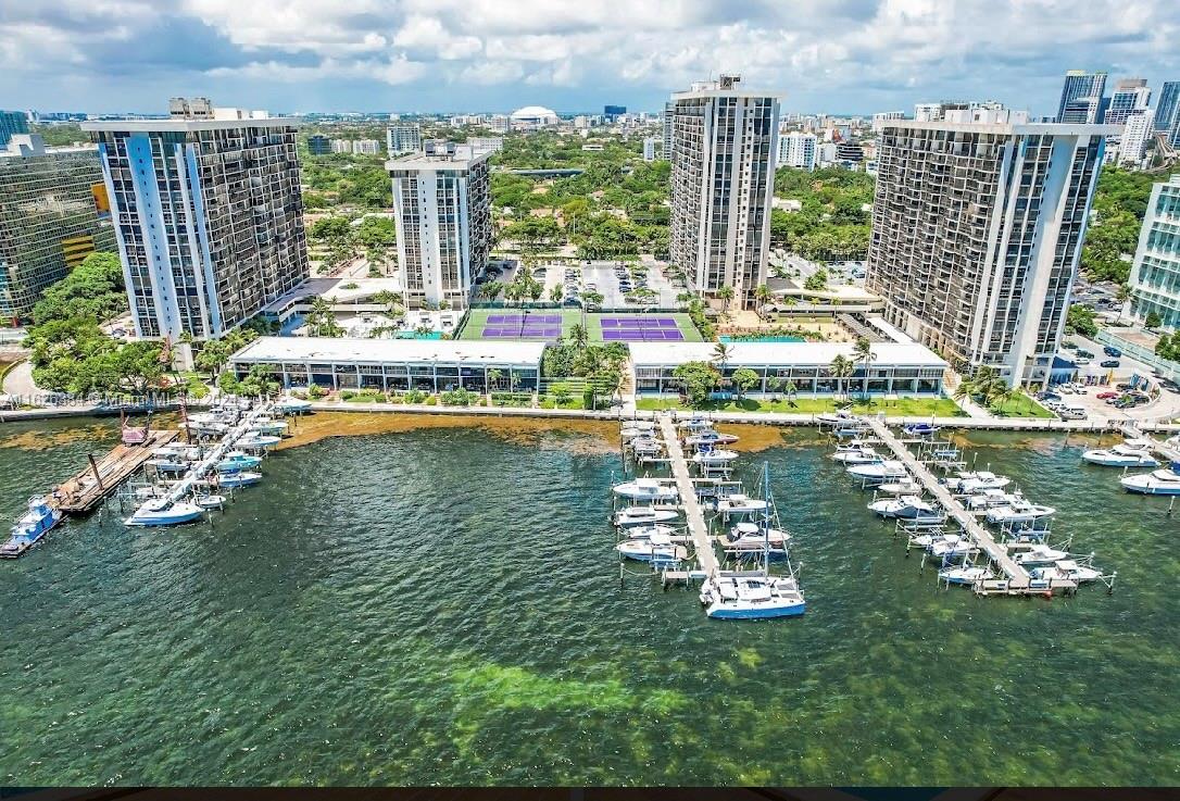 BRICKELL PLACE PHASE II C - Residential Lease