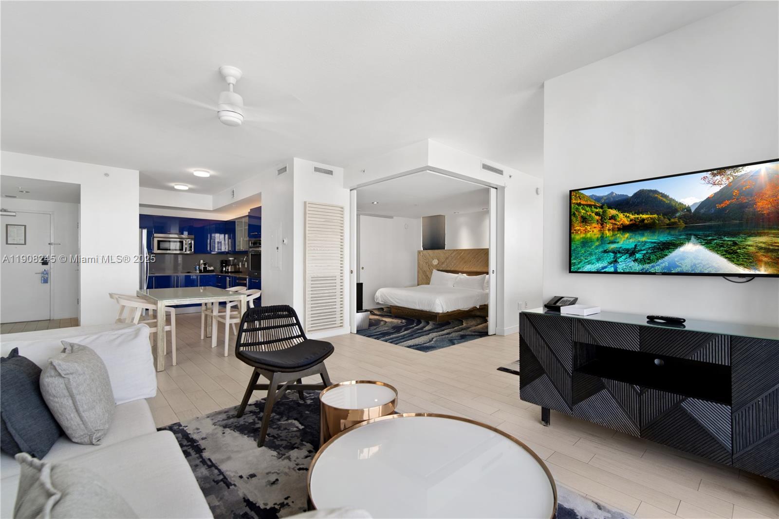 FORT LAUDERDALE RESIDENCE - Residential
