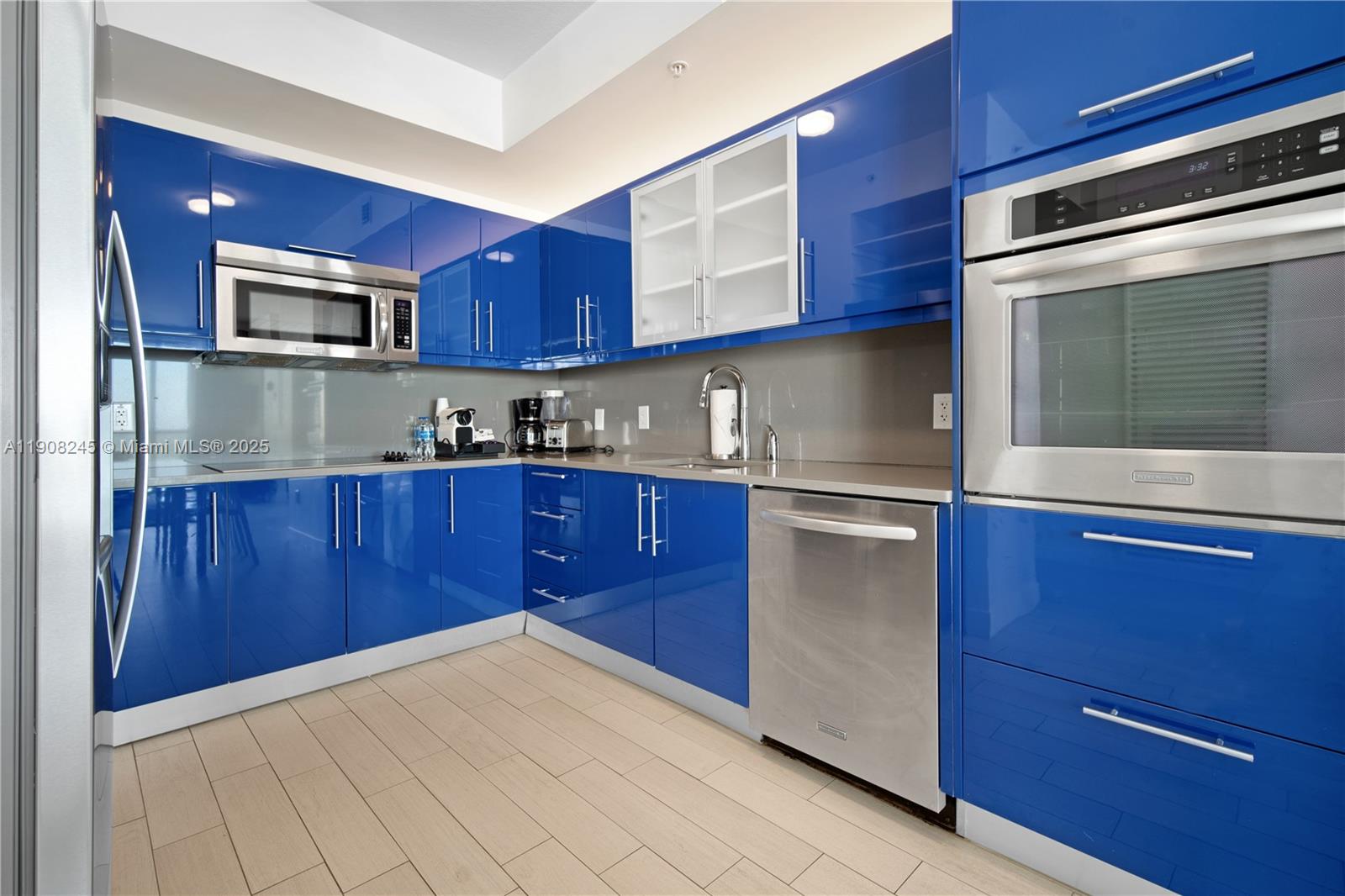 FORT LAUDERDALE RESIDENCE - Residential