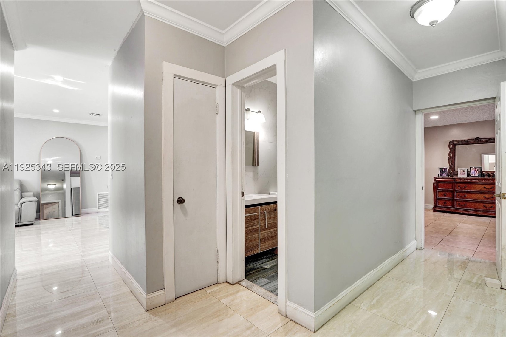 SARATOGA HEIGHTS RE-SUB - Residential
