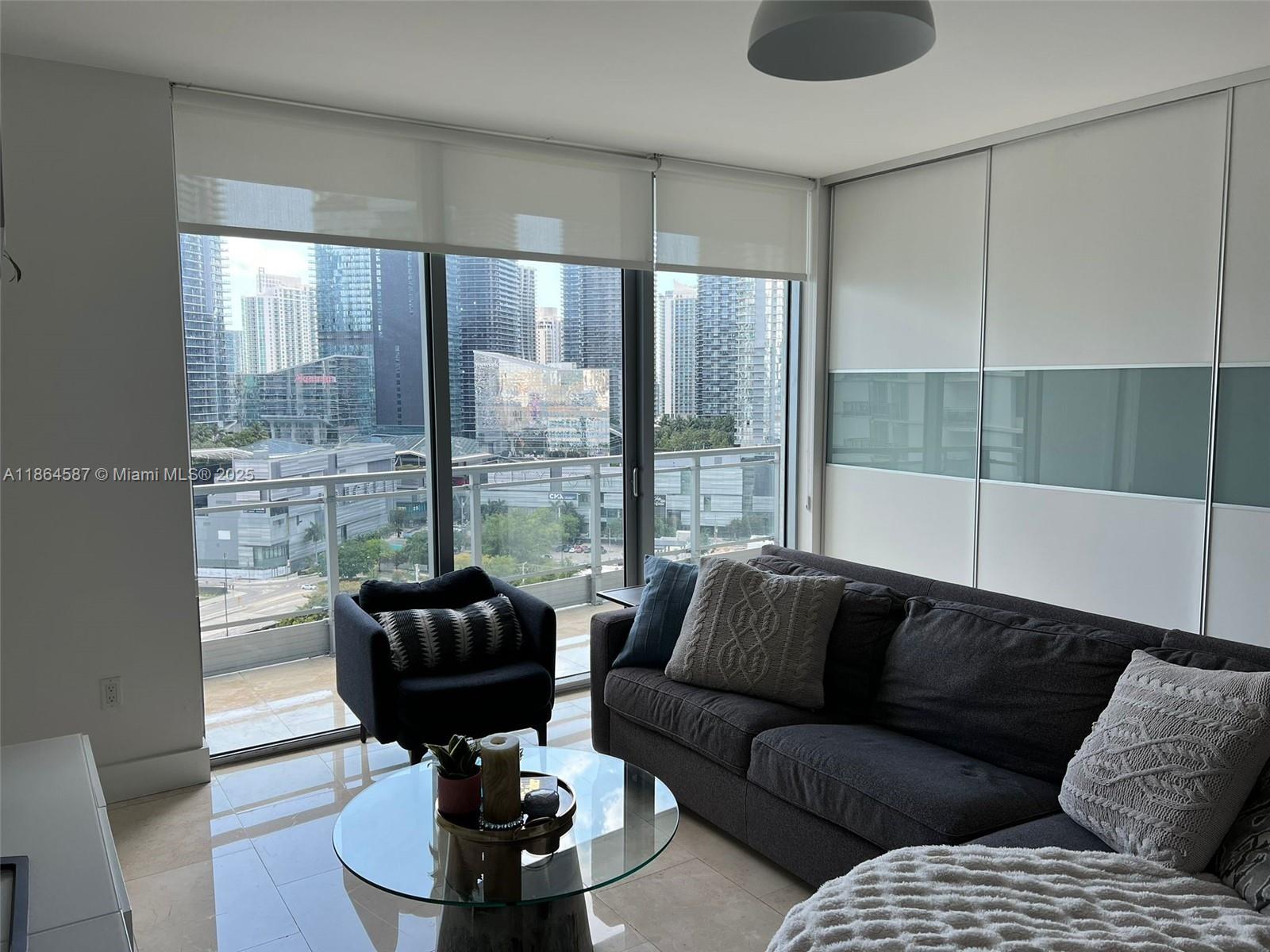 IVY CONDO - Residential