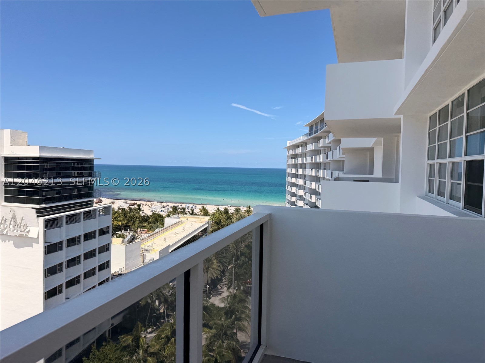 THE DECOPLAGE CONDO - Residential