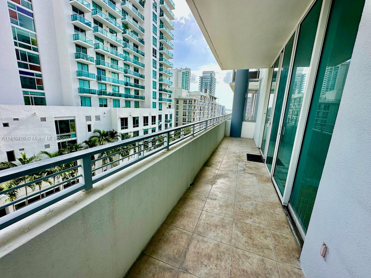 CITY 24 CONDO - Residential Lease
