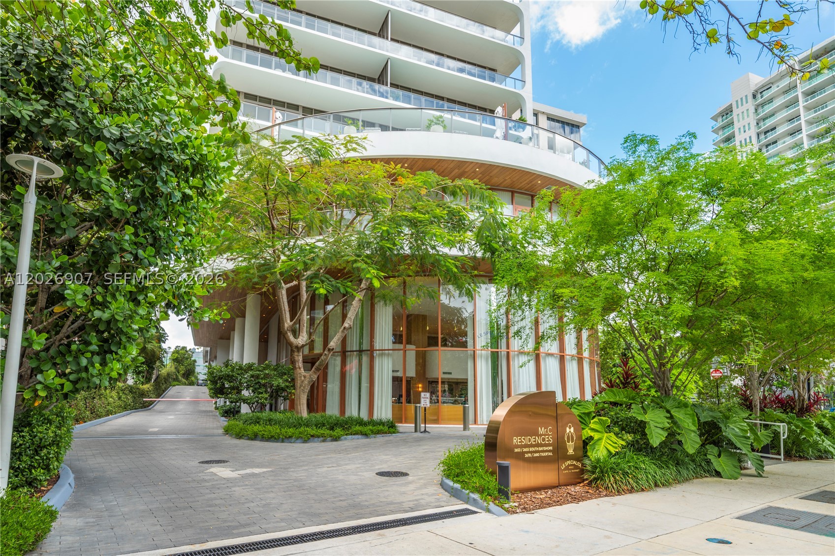 MR. C RESIDENCES - Residential