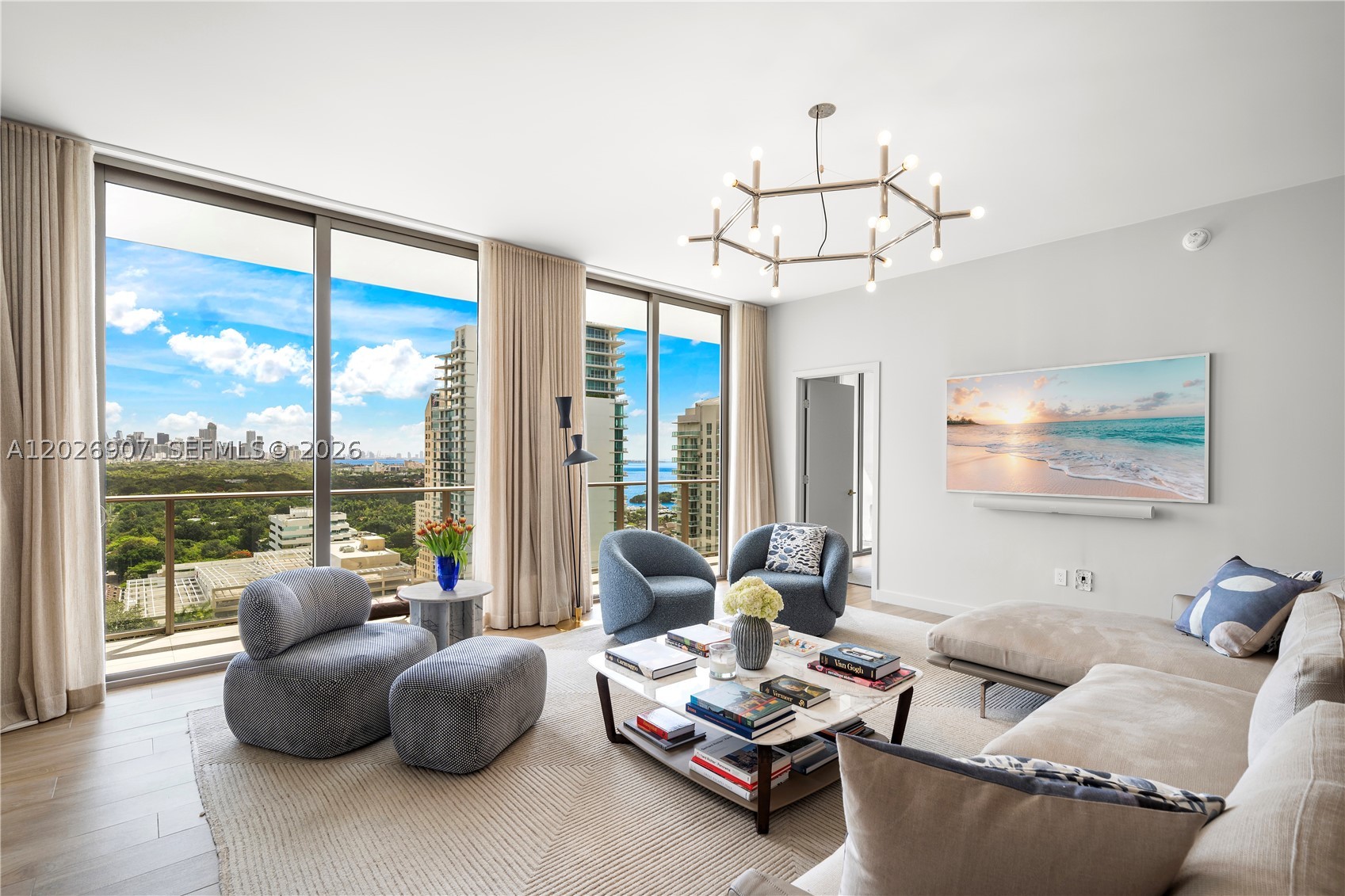 MR. C RESIDENCES - Residential