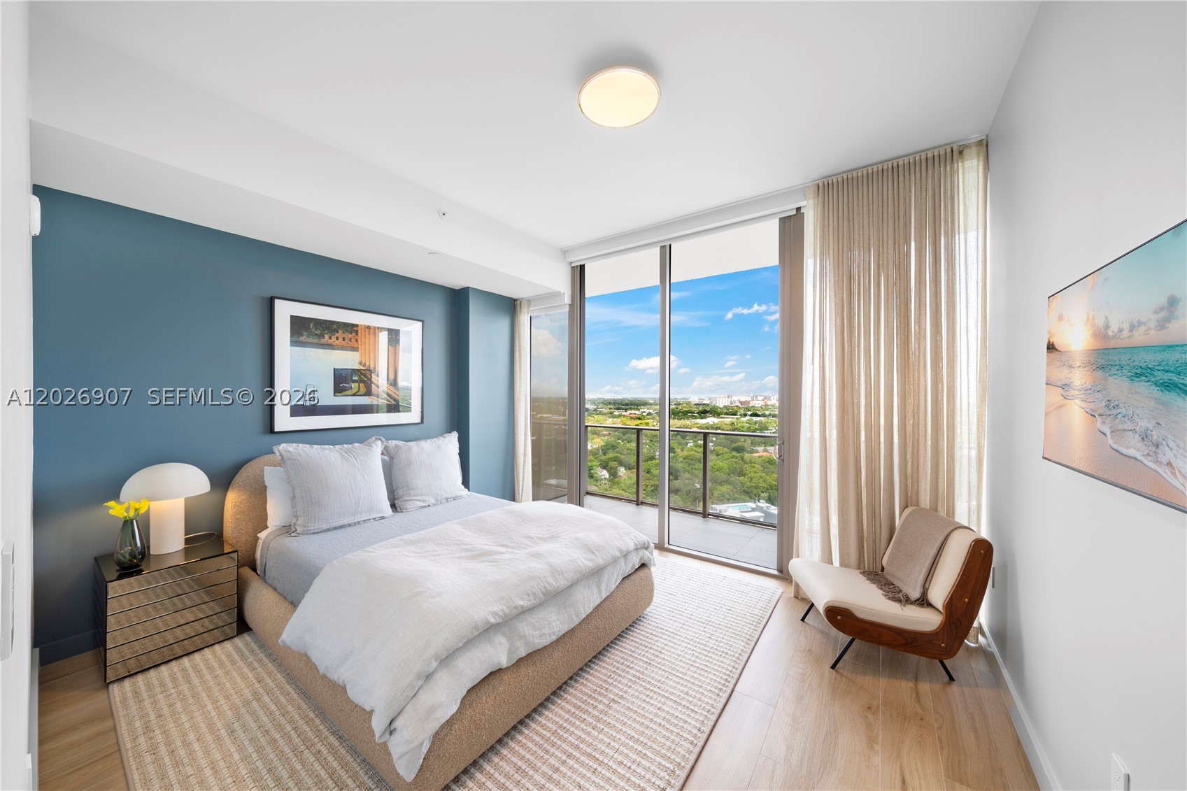 MR. C RESIDENCES - Residential