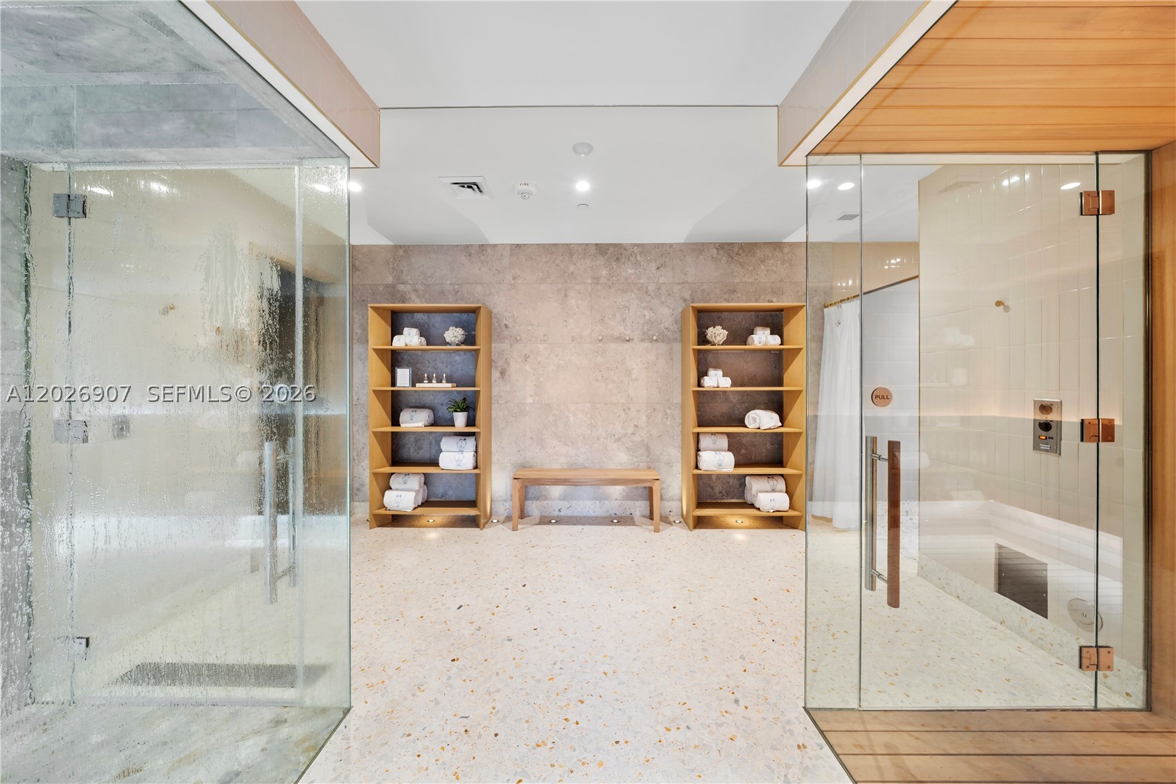 MR. C RESIDENCES - Residential