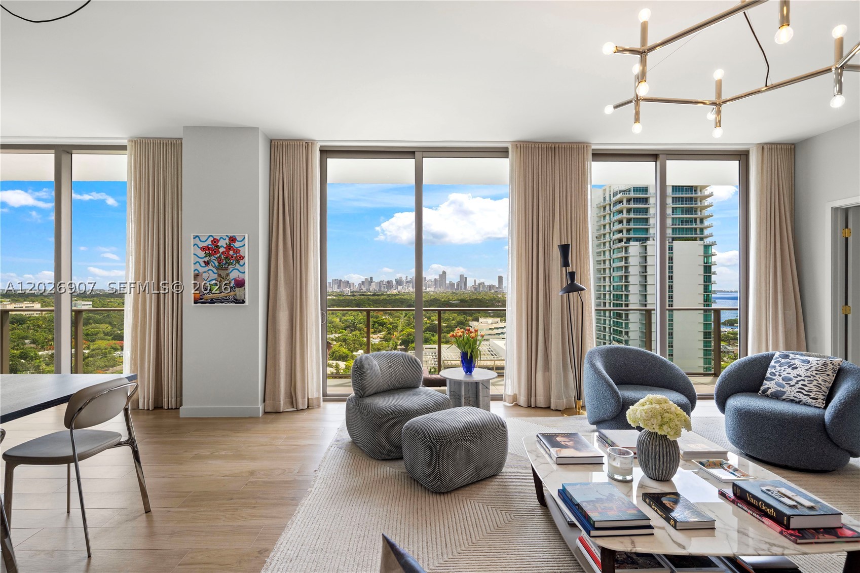 MR. C RESIDENCES - Residential