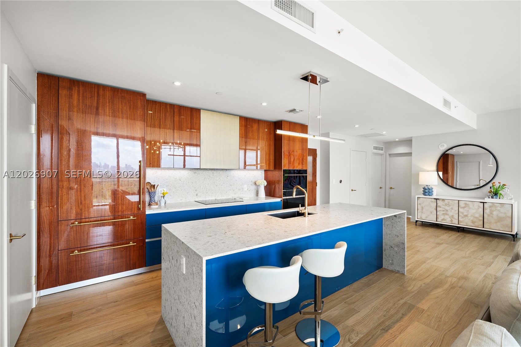MR. C RESIDENCES - Residential
