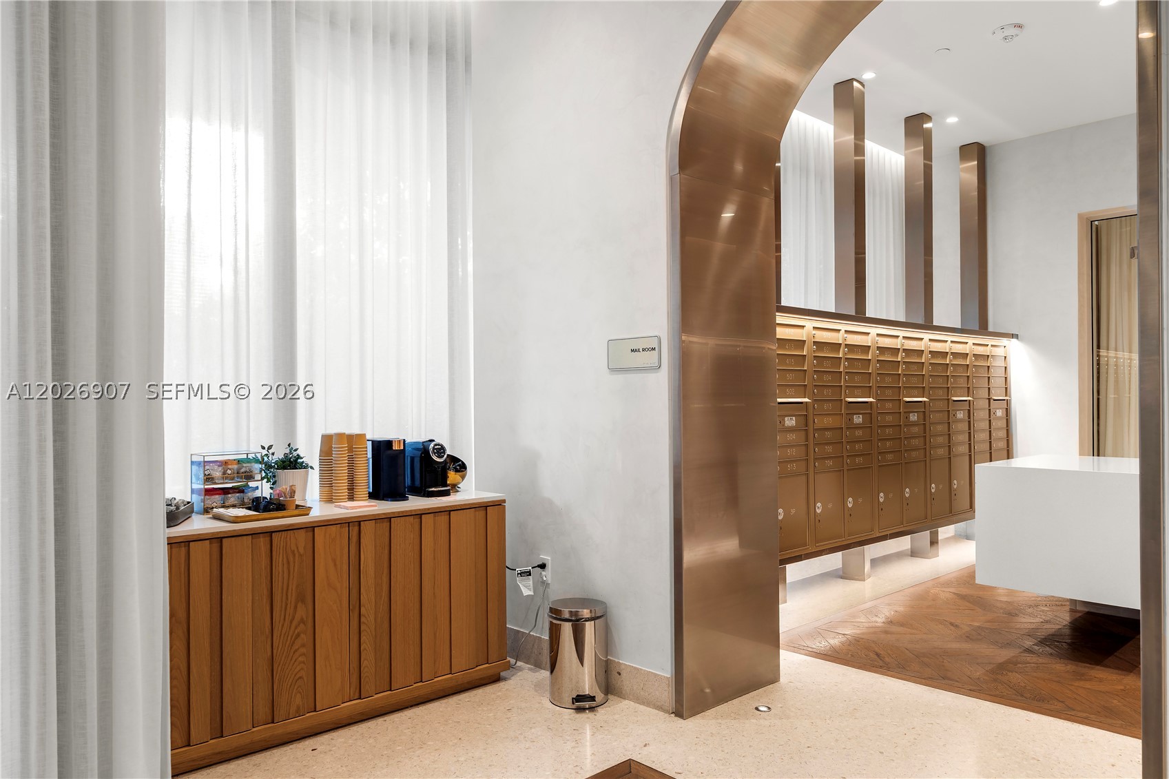MR. C RESIDENCES - Residential