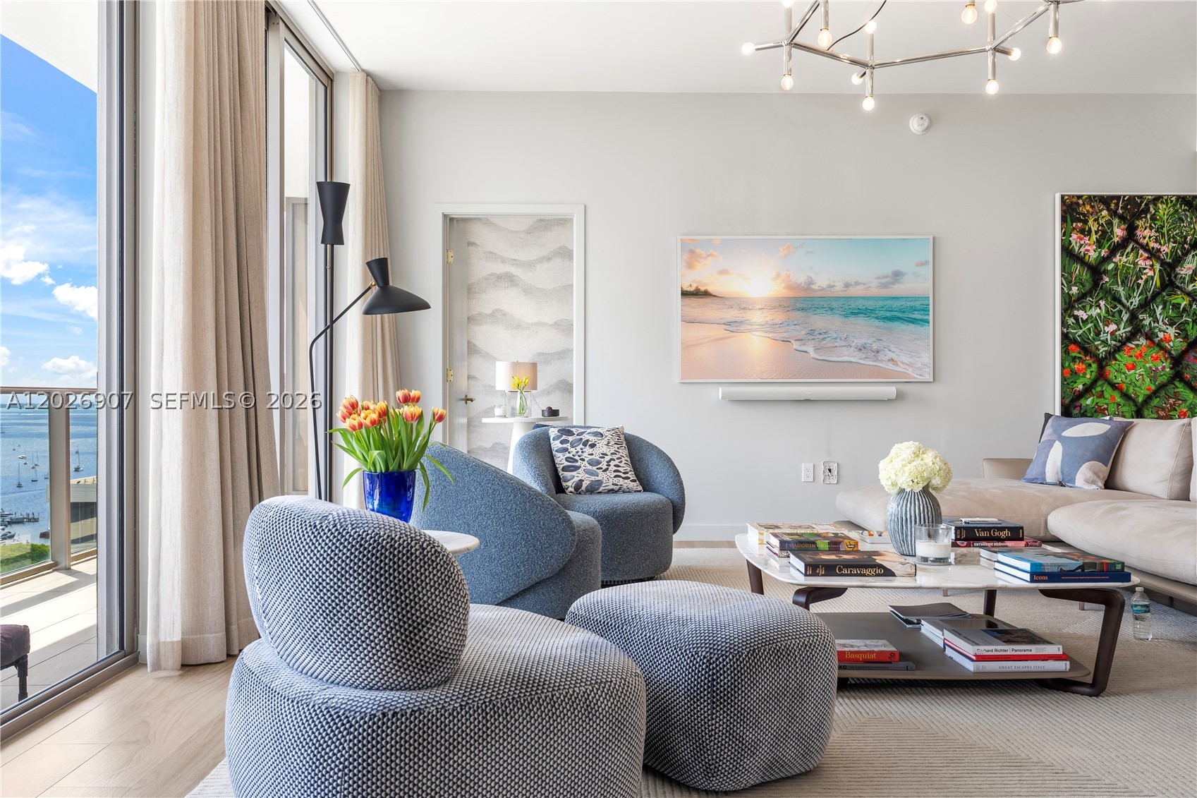 MR. C RESIDENCES - Residential