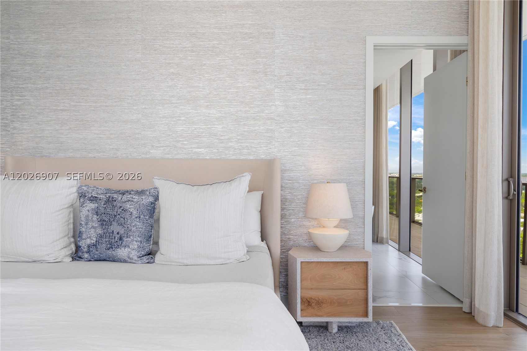 MR. C RESIDENCES - Residential